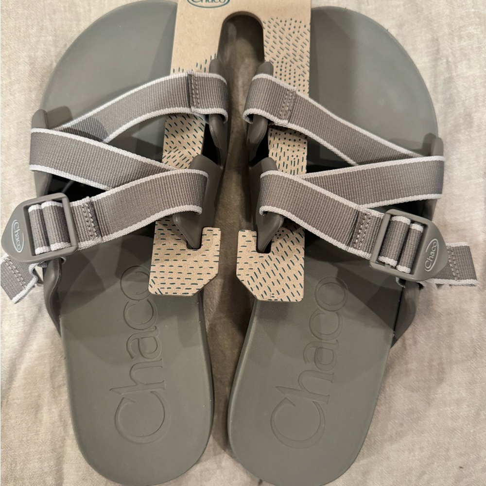 Men’s Chaco chillos sandals size 12 grey